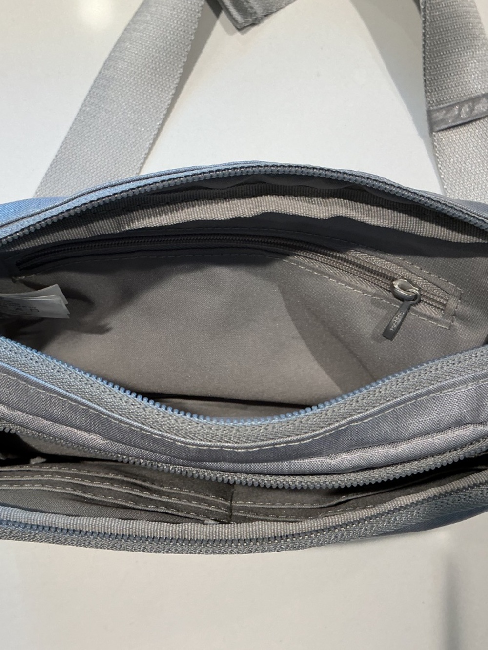 Quince Belt Bag - Silver in Excellent Condition - Picture 9 of 9